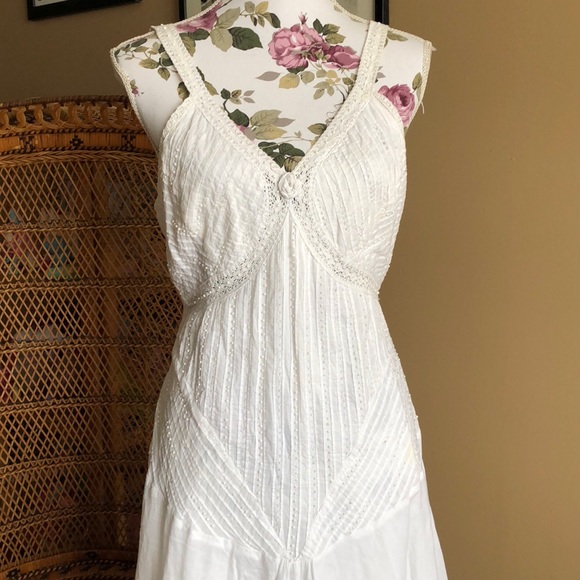 boutique brand Dresses & Skirts - Pretty boho white beaded sun dress Large